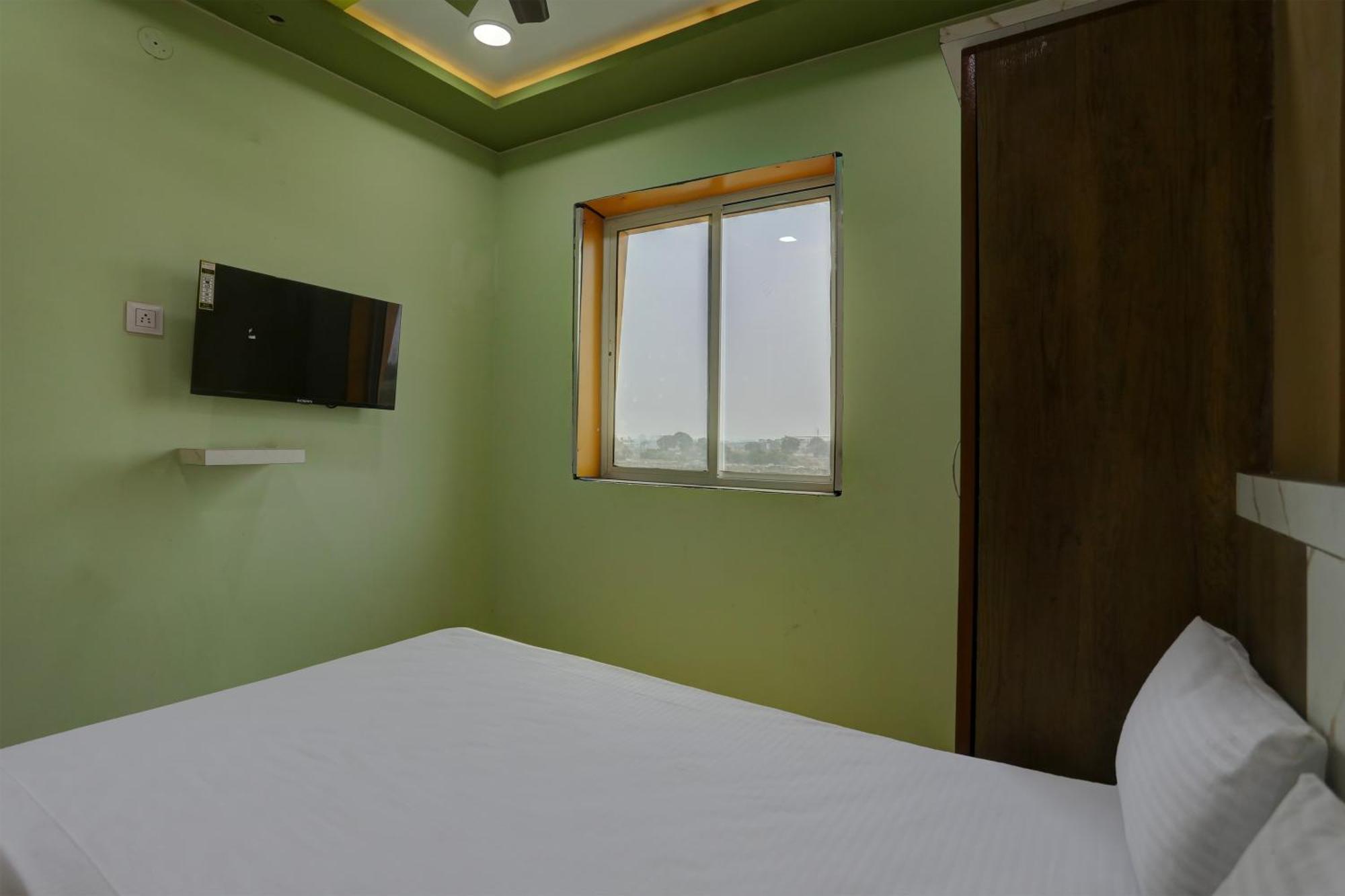Spot On Hotel Ronak Place Indore Exterior foto
